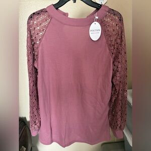 POGTMM NWT Elegant Lace Sleeve Blouse - Mauve back zipper